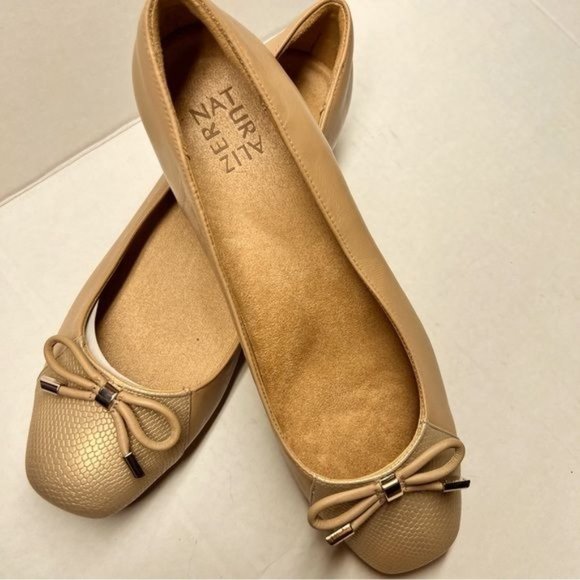 Naturalizer Gertie taupe leather flats size 10 - Picture 4 of 13